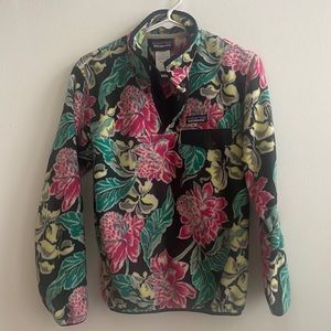 Patagonia synchilla snap-t floral flower pullover fleece jacket